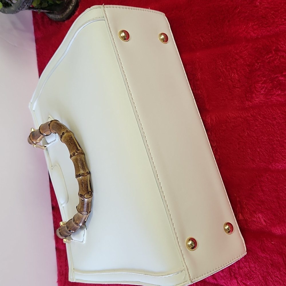 Eden White Crossbody Shoulder Bag Purse Bamboo Handles - Picture 10 of 16